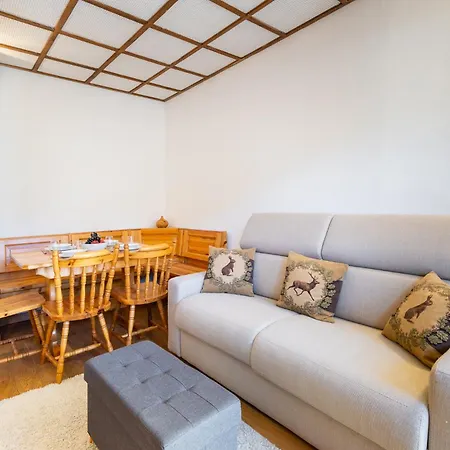 Hostdomus - Little Charm Apartamento